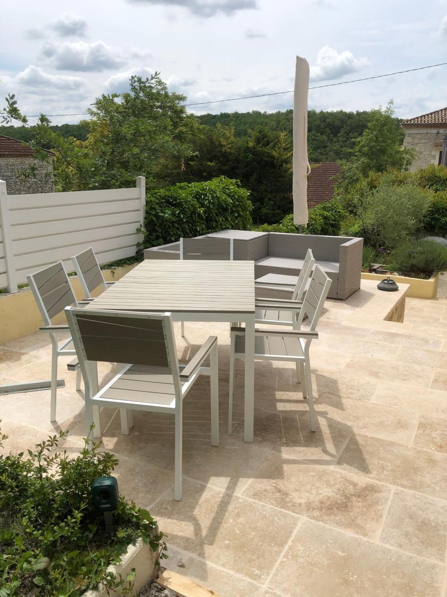D'Est En Ouest Villa Montcuq Exteriör bild